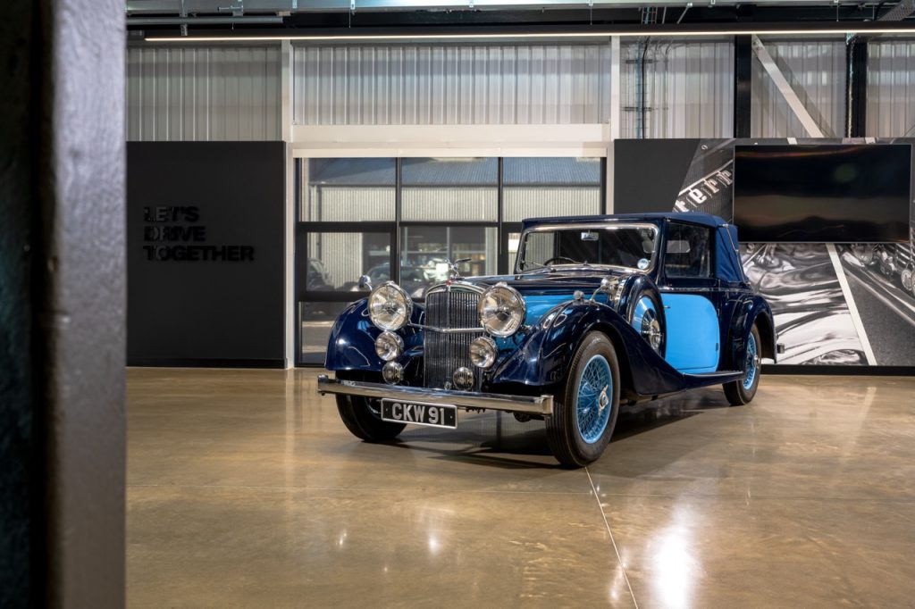 1938 Alvis Speed 25 dhc front 3/4