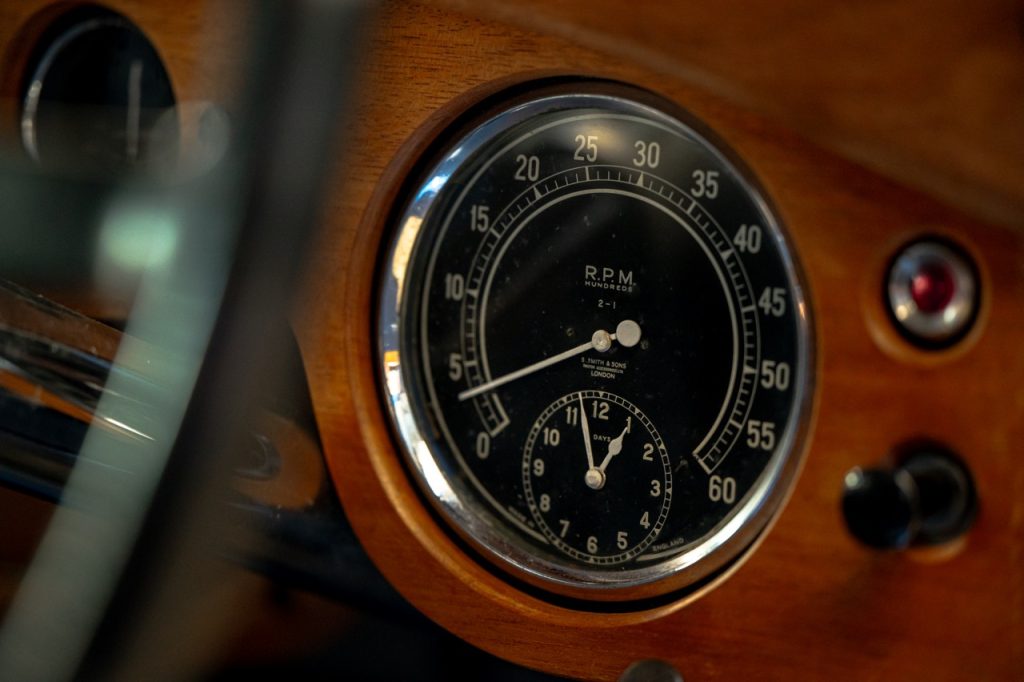 1938 Alvis Speed 25 dhc gauge
