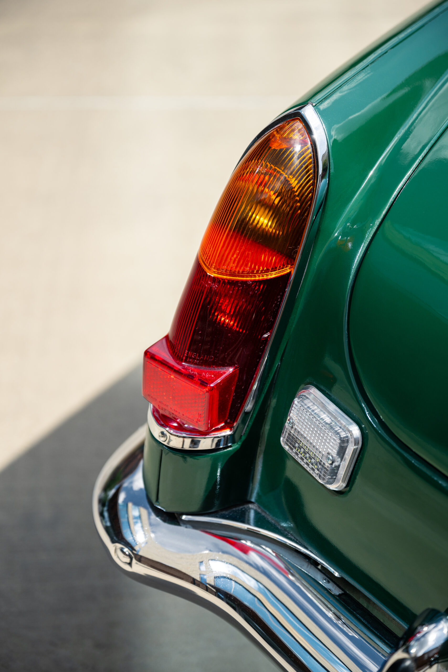 MG MGB taillight