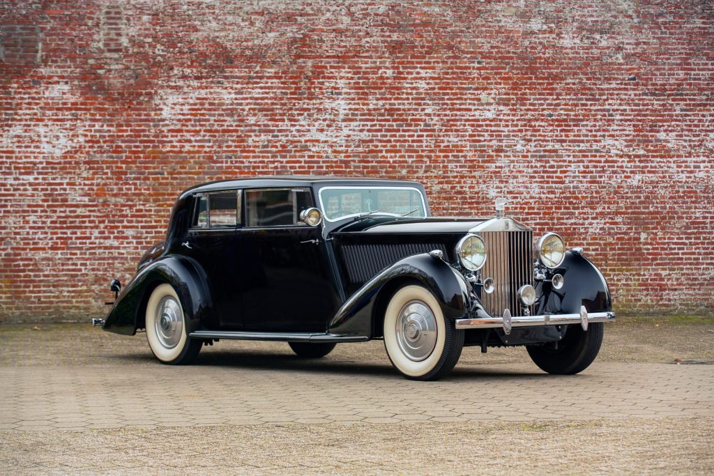 1936-Rolls-Royce-Phantom-III-Saloon-by-Barker1441602_-scaled