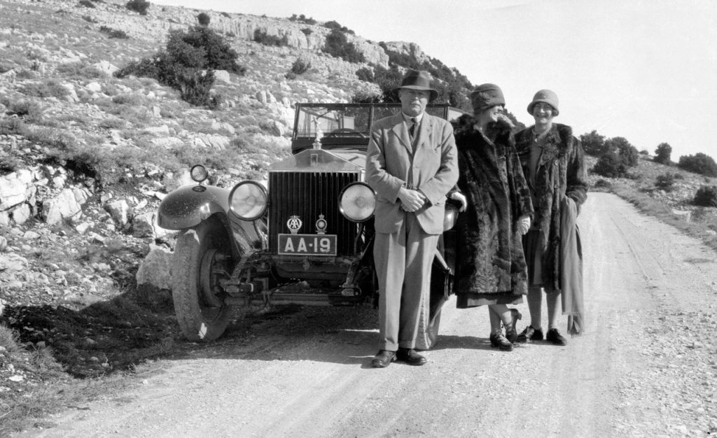 John Scott Montagu with Rolls - Royce Phantom 1.