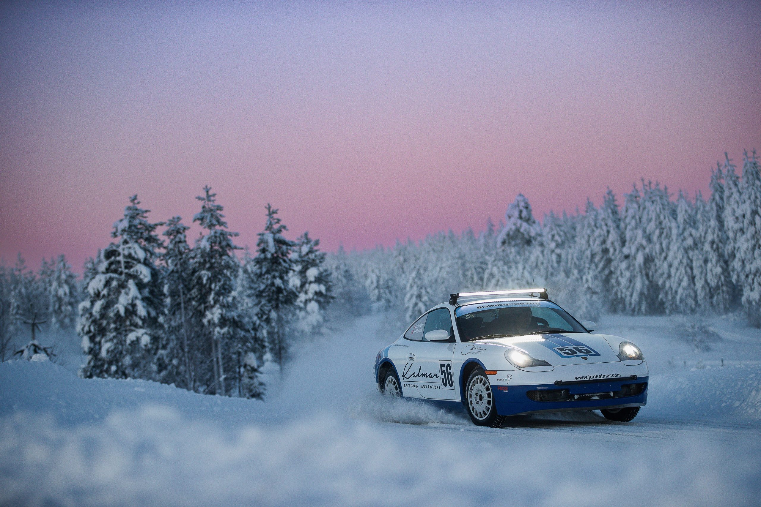 New Kit Gets Porsche 996 Set for a Snow Safari