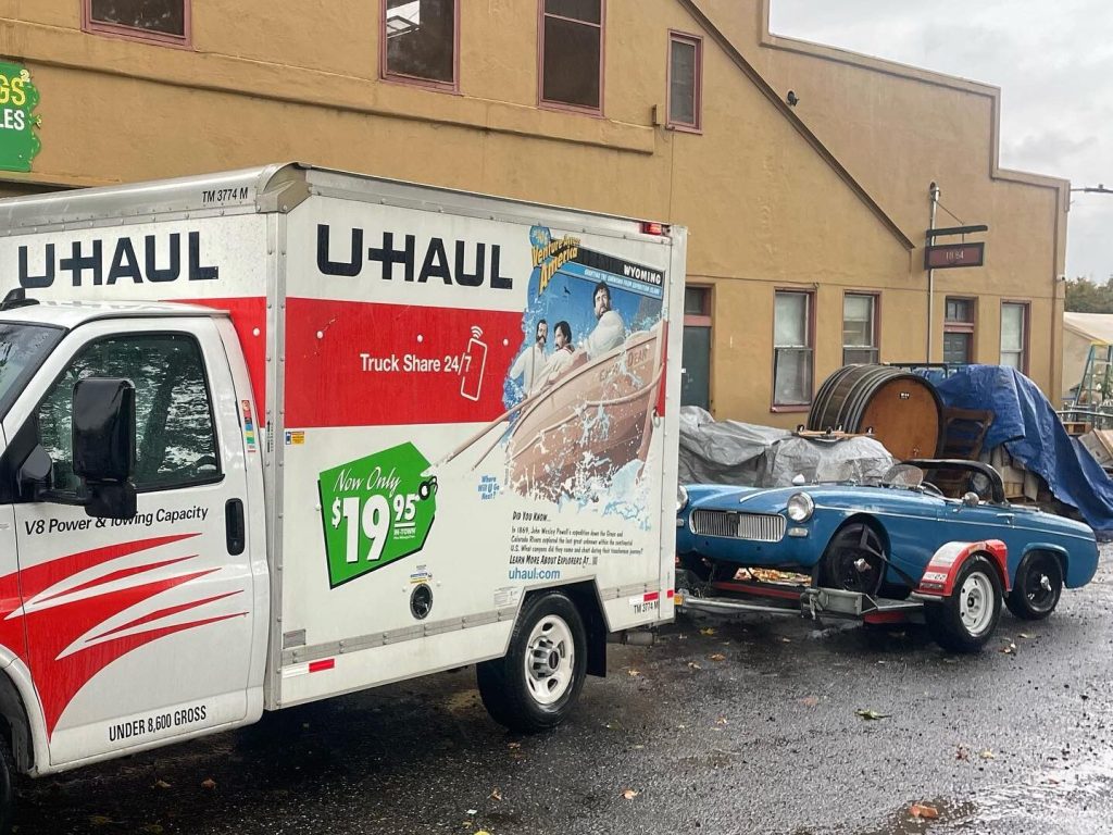 1967 MG Midget UHaul hookup