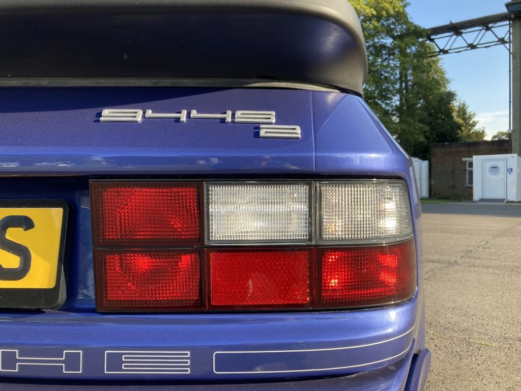 Porsche 944 rear script