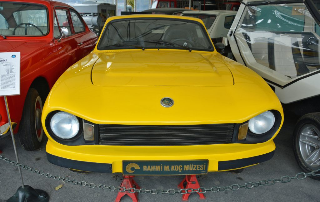 Anadol STC 16 front