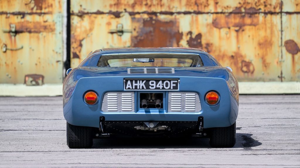 1967-ford-gt40 rear