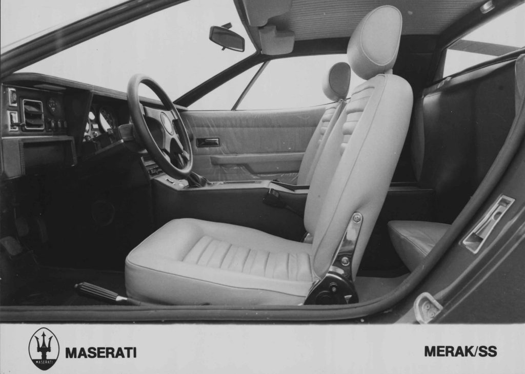 Maserati Merak 2000 GT interior seats
