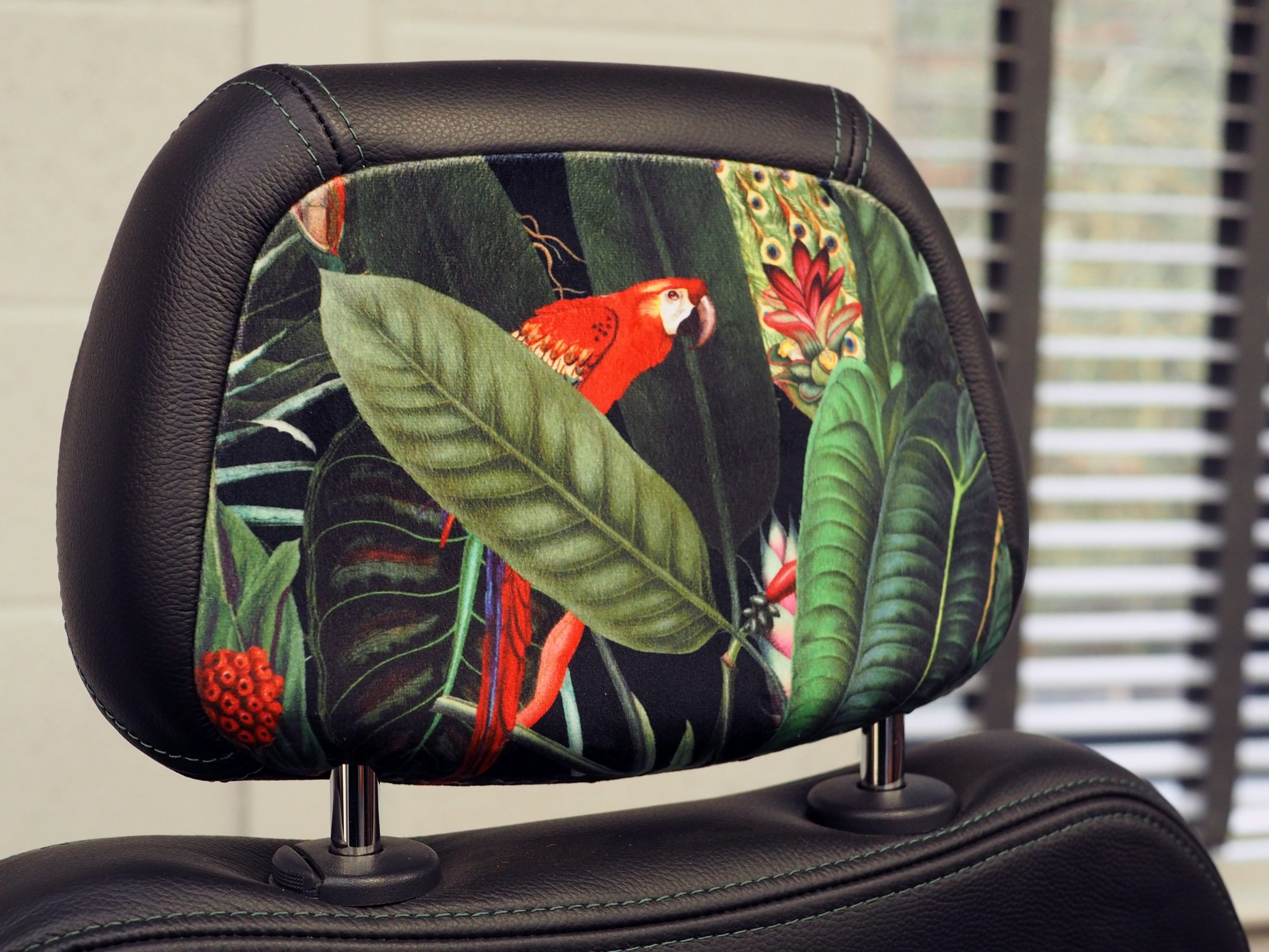 Oshe Automotive Brings Thunder to the Land Rover Defender | Hagerty UK