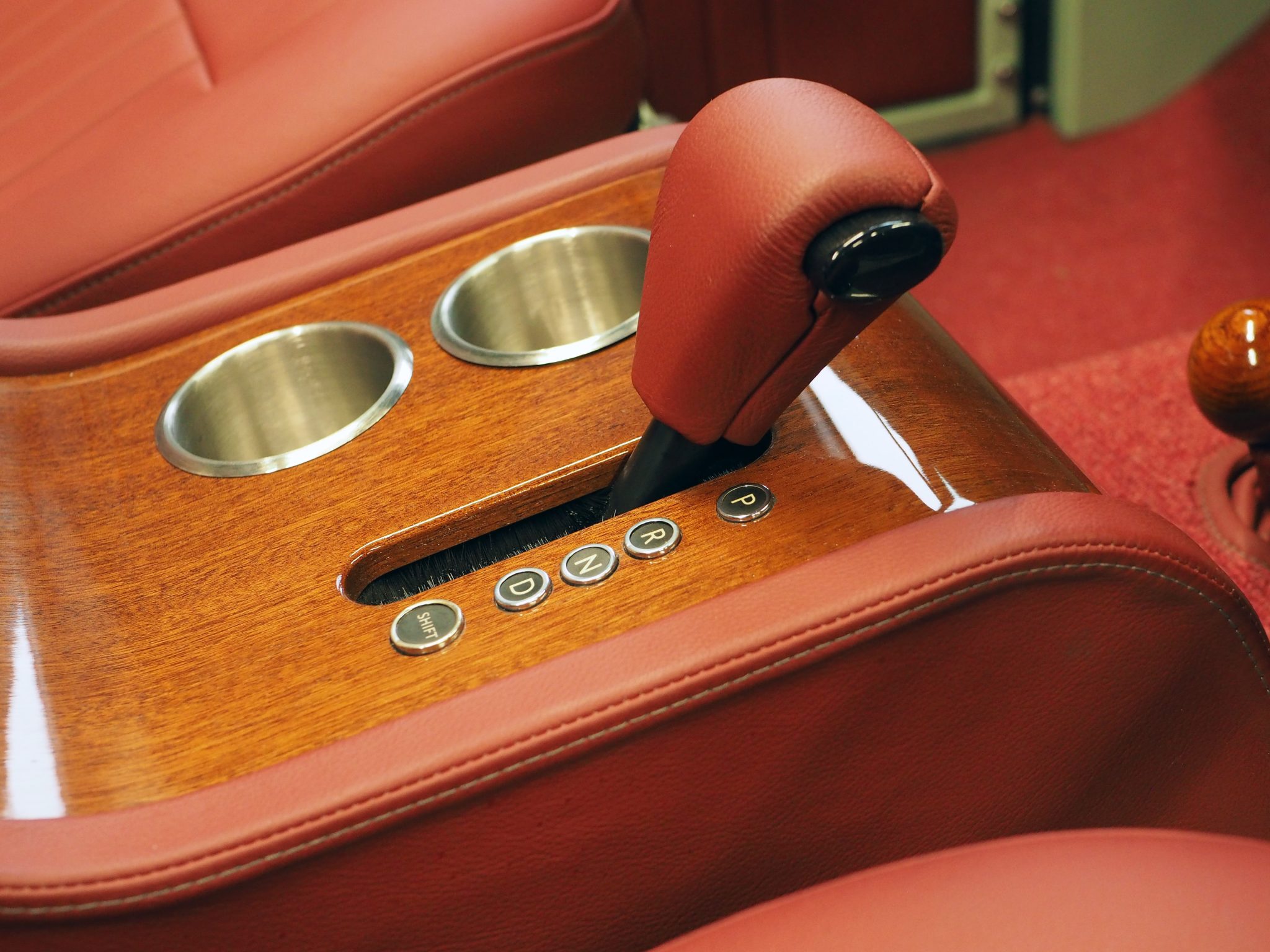 Oshe Automotive Brings Thunder to the Land Rover Defender | Hagerty UK