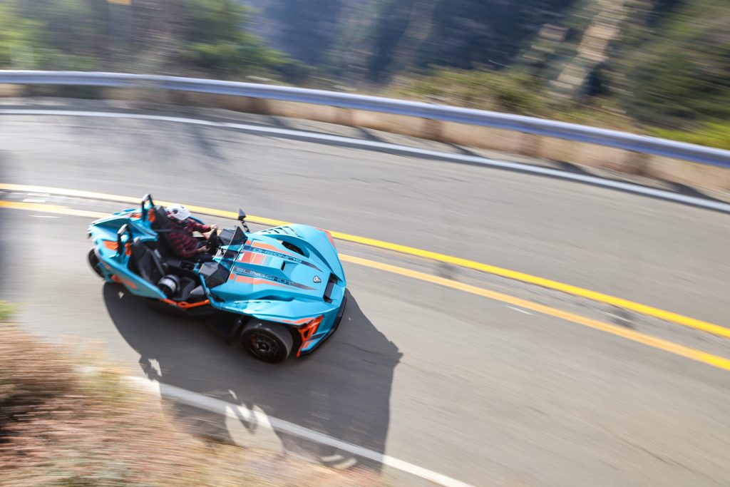 Polaris-Slingshot-Solo-panning-4-scaled