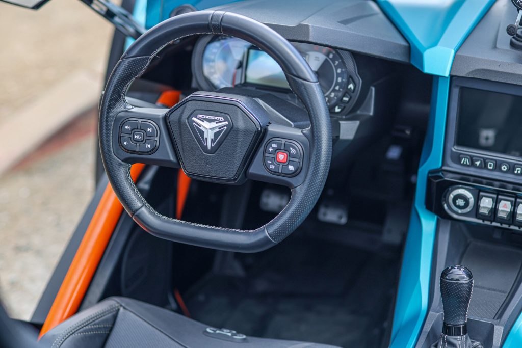 Polaris-Slingshot-steering-wheel-scaled