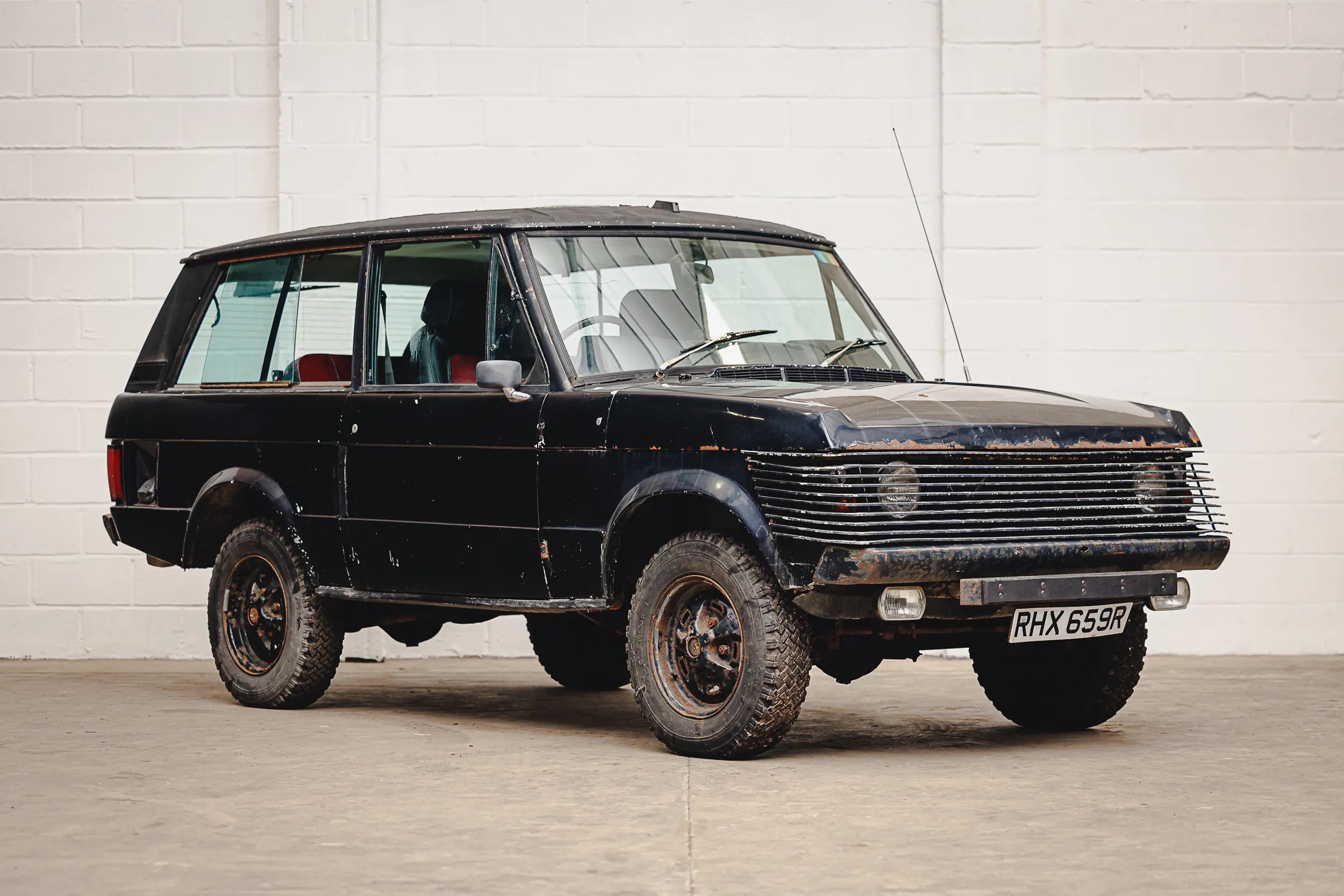 This Wood & Pickett Range Rover Will Take Sheer Guts to Restore