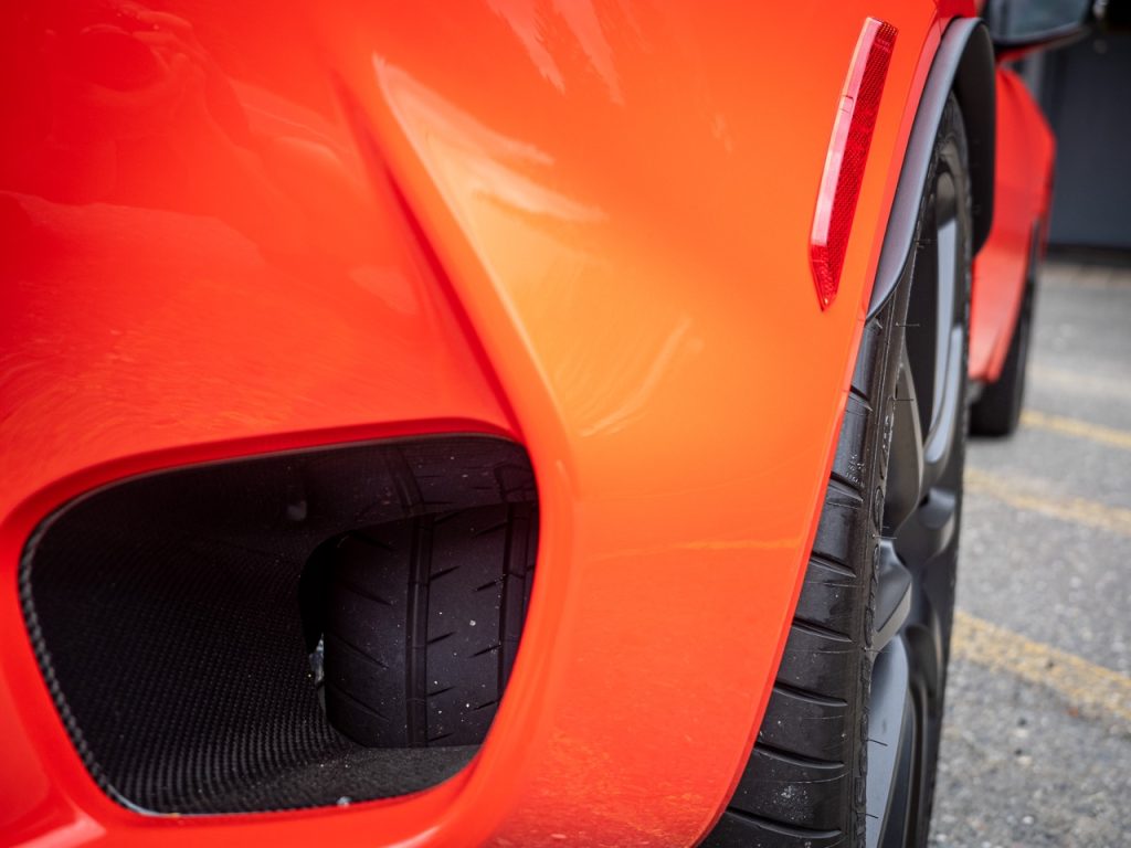 Lotus Evora GT tire outlet close up