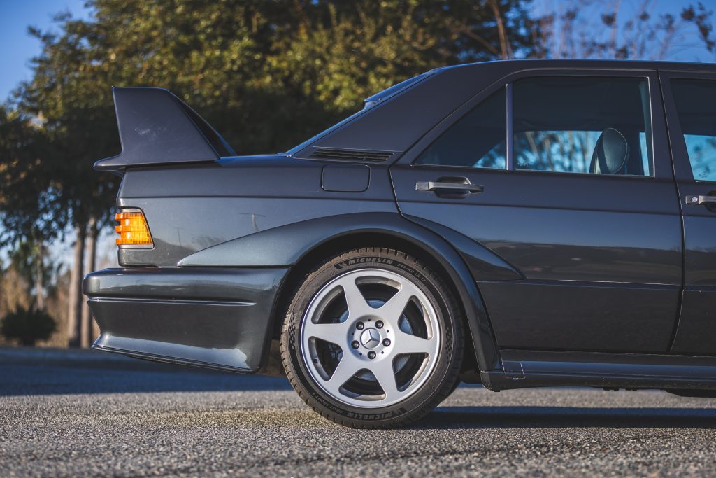 1990-Mercedes-Benz-190E-Evo-II rear half side profile