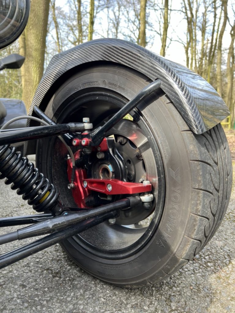 GBS Zero sports car wheel suspension brakes fender