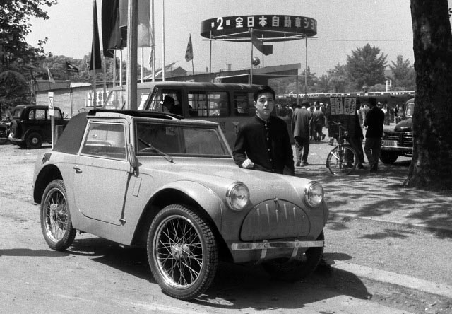 Suminoe-Flying-Feather-with-Yutaka-Katayama-1954