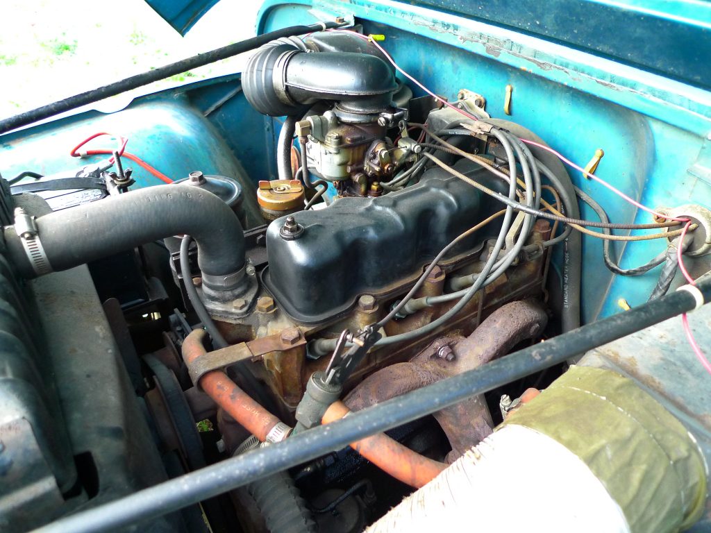 Jeep CJ-5 Hurricane 4 engine