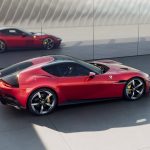 Ferrari-V12-Cylindri side red